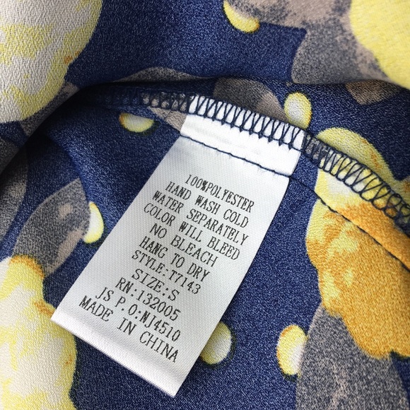 Blue with yellow flower sleeveless top - Picture 6 of 8